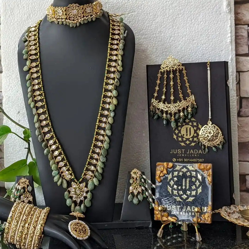 Reshma Bridal Set in Real Emerald