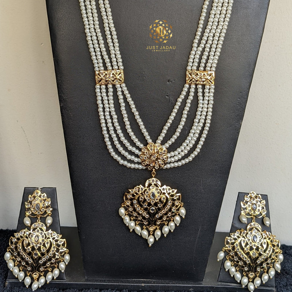 Roshan aara Bridal Set