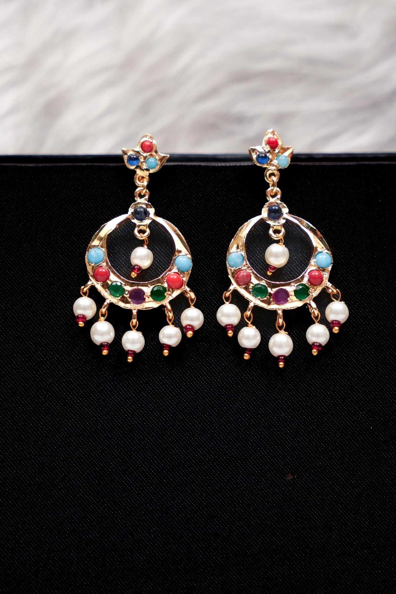 Simi Small Chandbali