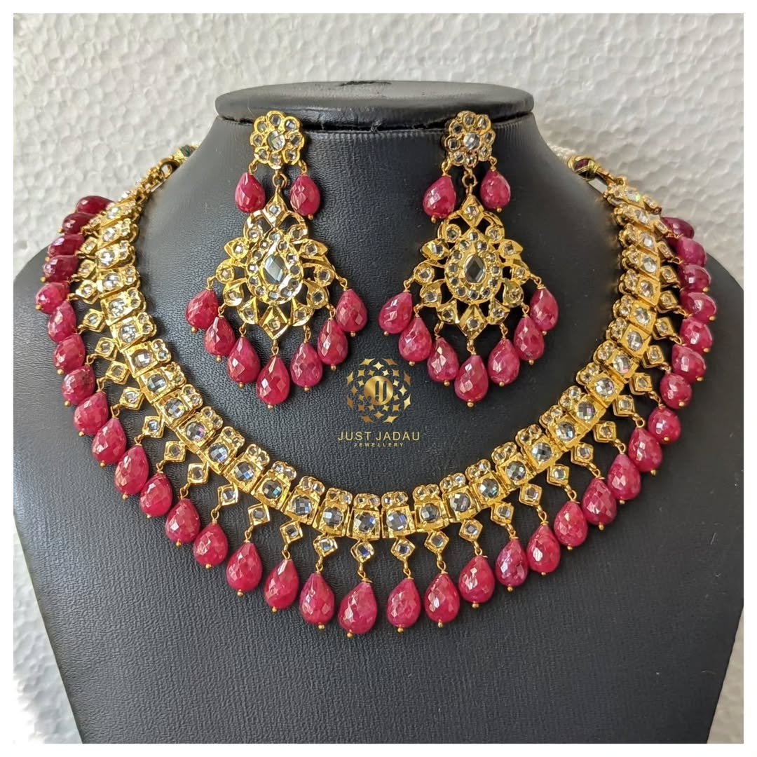 Azleen Necklace Set In Real Ruby