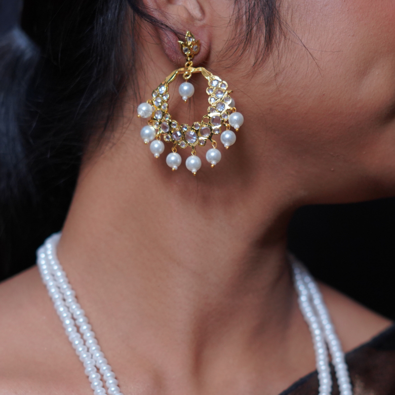 Traditional Tirmani with Chandbali