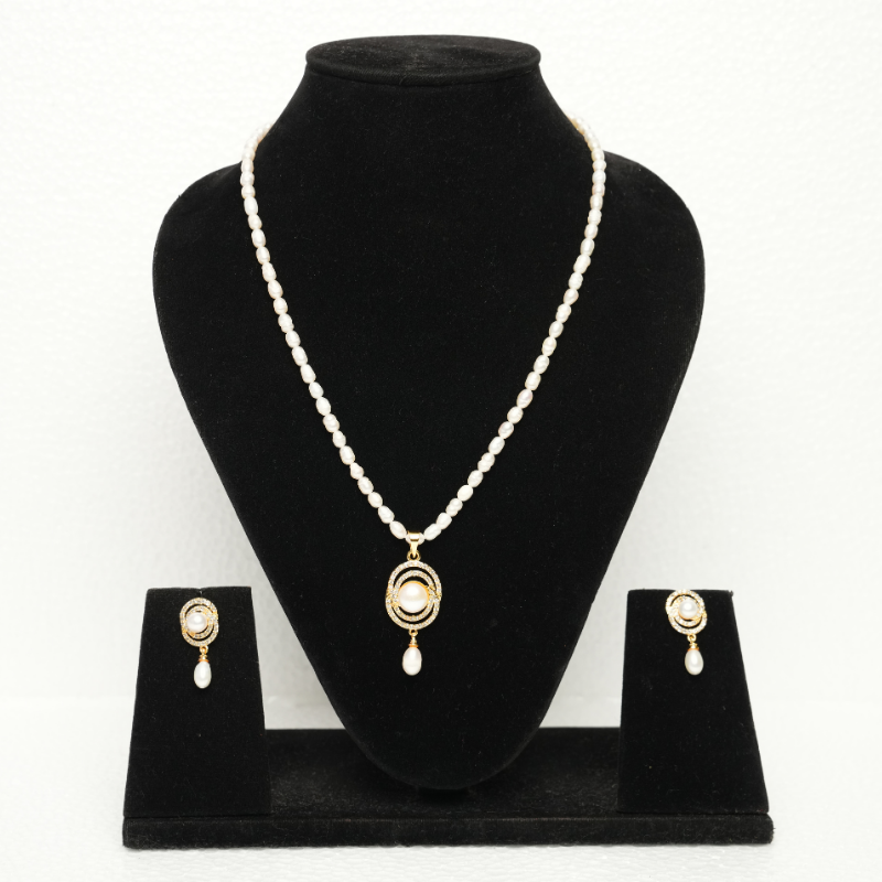 Neesha Real Pearls Set