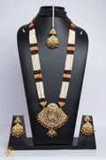 Saba Rani Haar with Tika