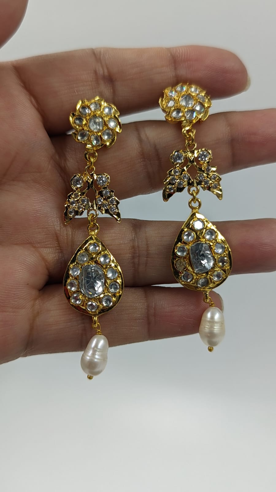 Jugni In Mossinite and Real Pearls