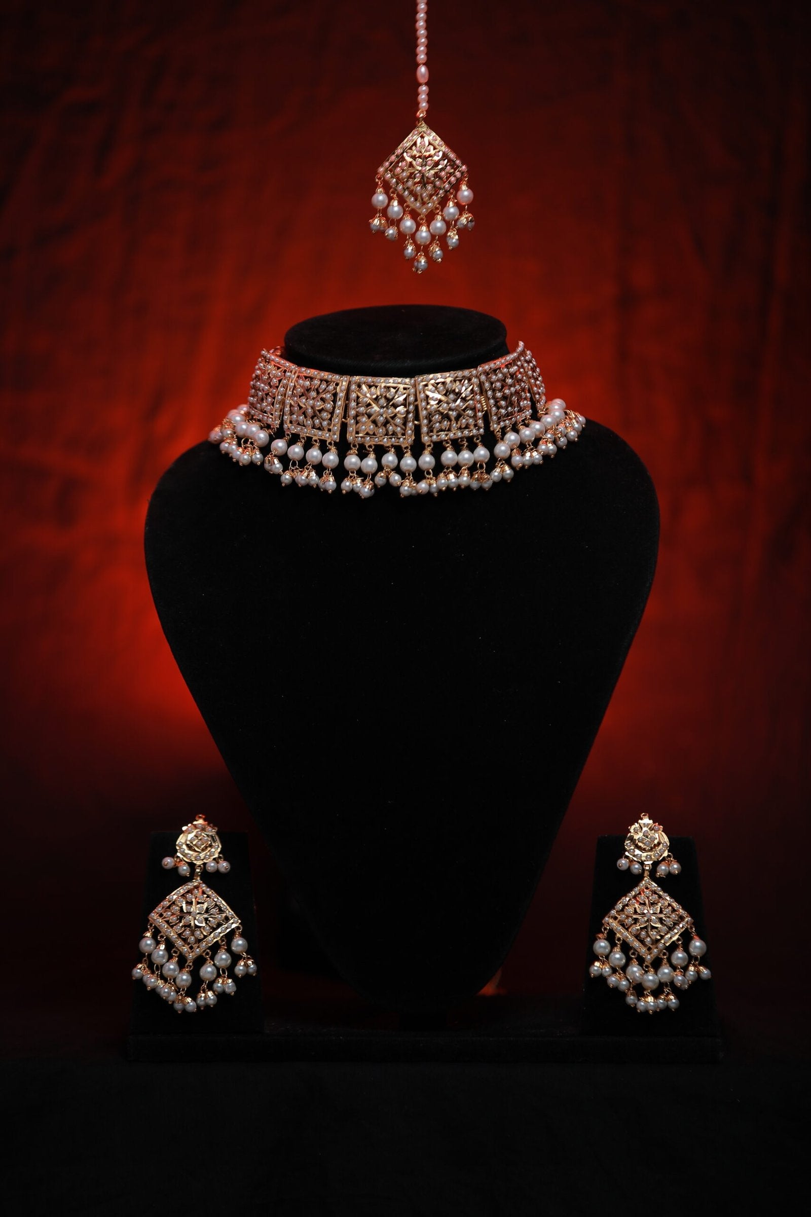 Avika Gaur Bridal Set