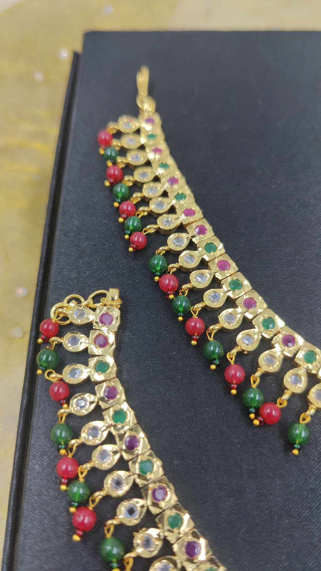 Noori Anklets