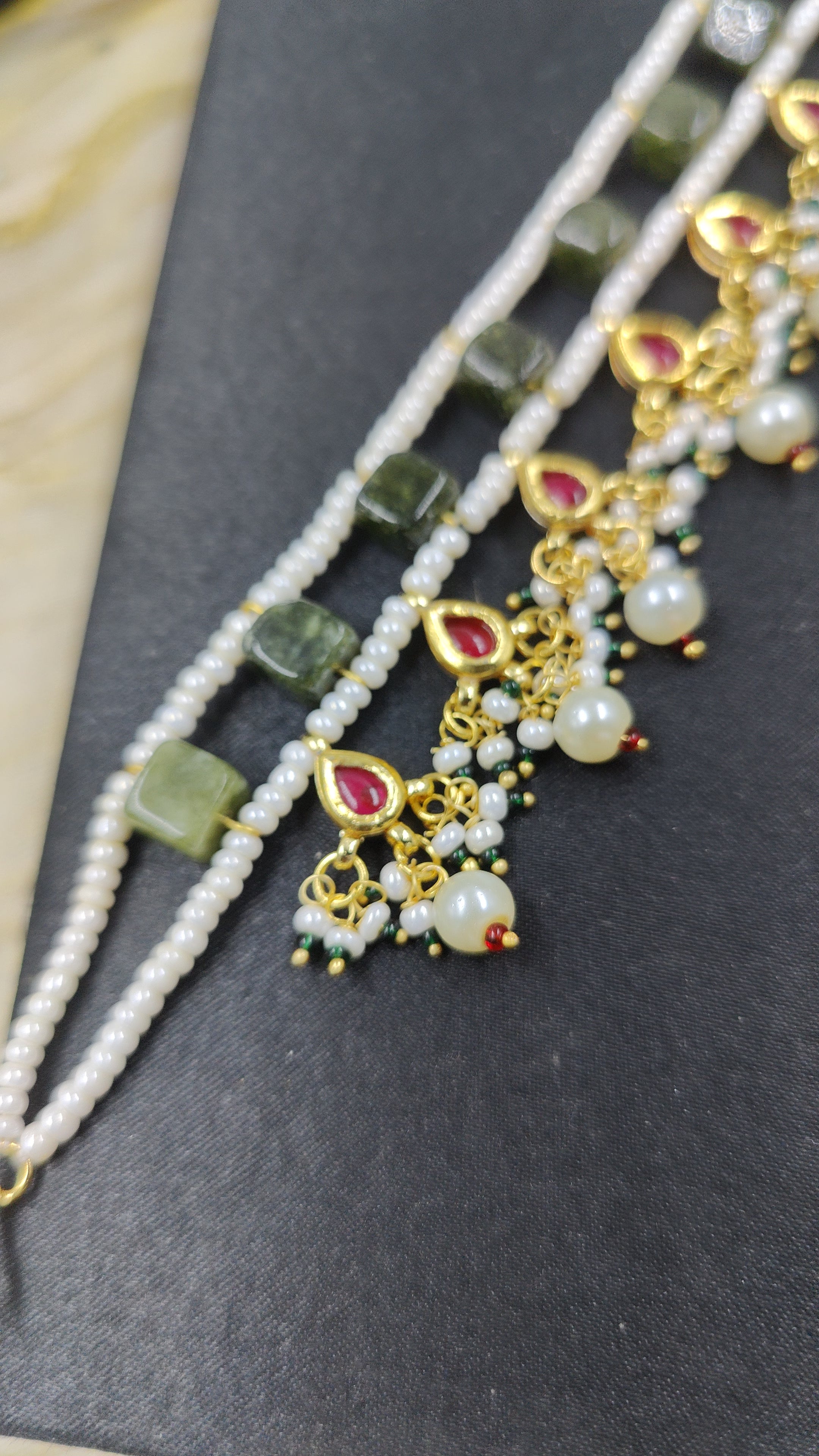 Avni Emerald-Ruby Chokar Set