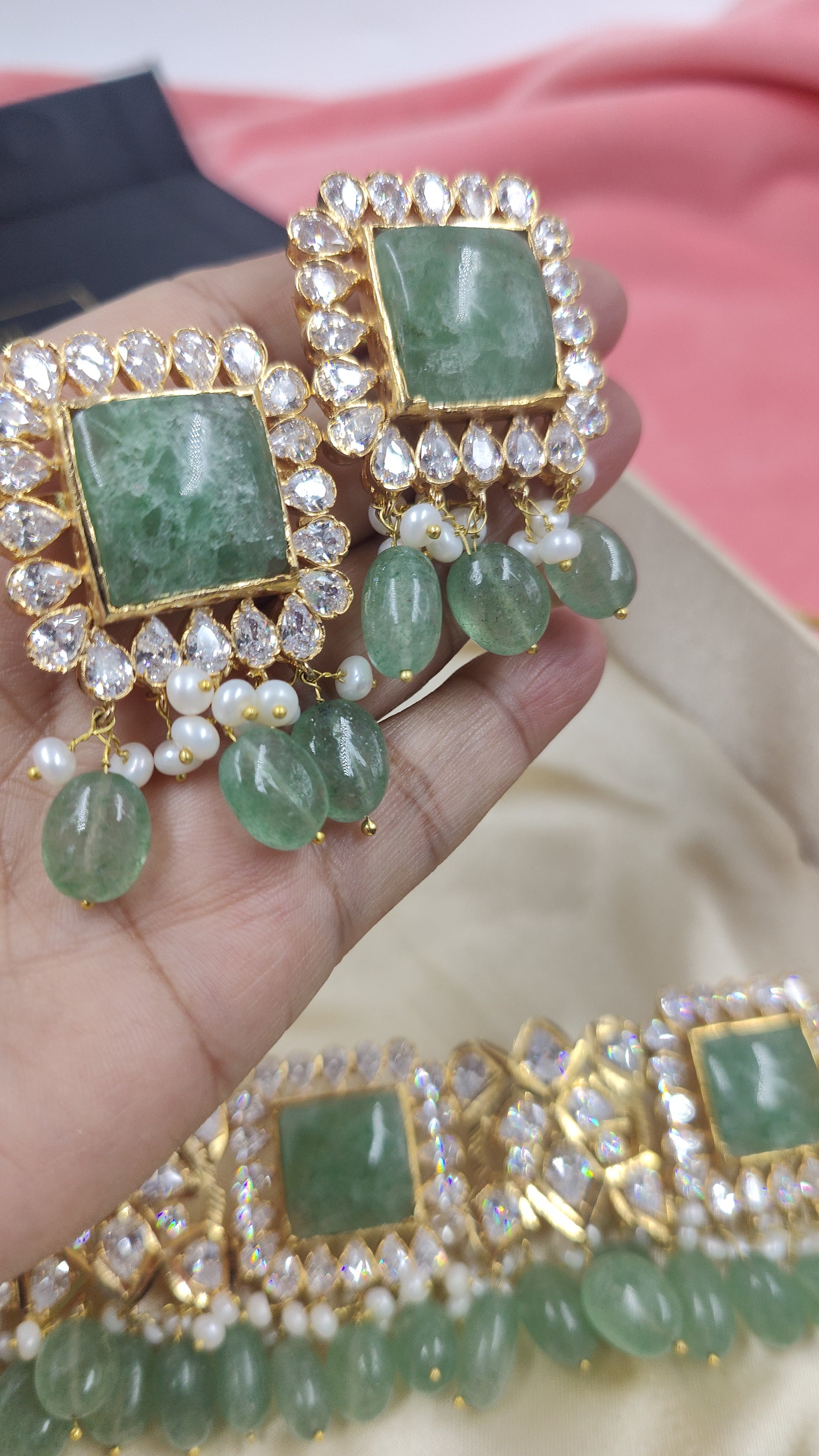 Hina Khan Choker set