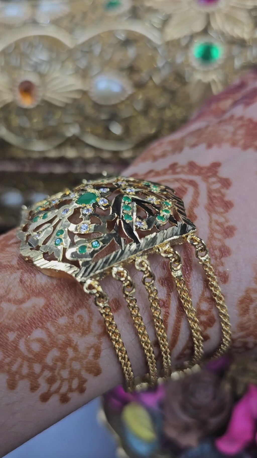 Royal Emerald Jadau Hand Bracelet
