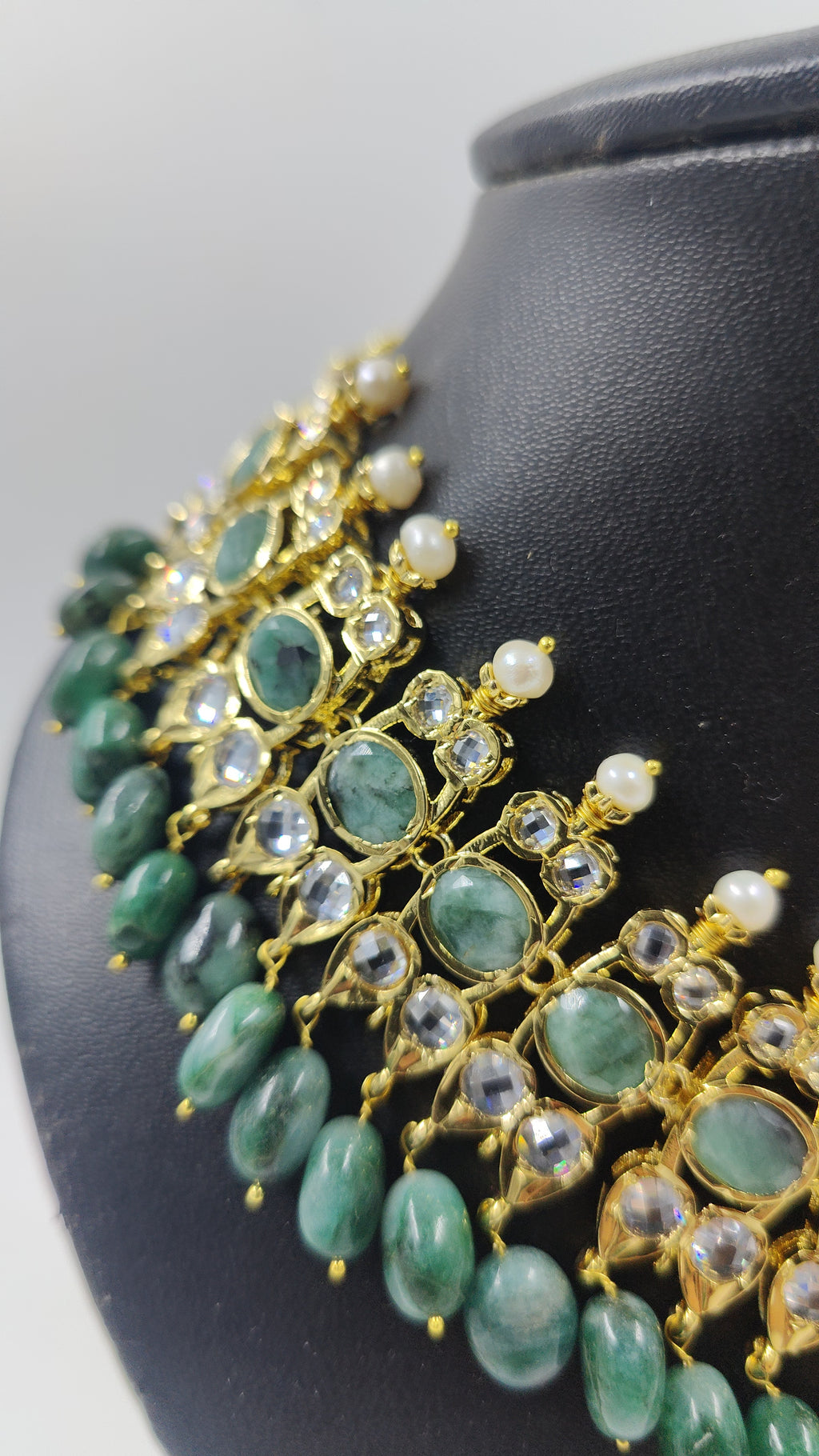 Tazkiya Real Emerald and Real Pearls Necklace set