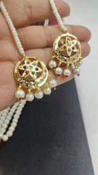 Chanda Navratna Pendant Set