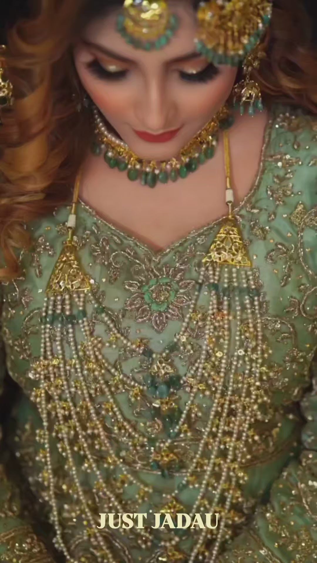 Shafaq Bridal Set in Real Pearls and Real Emerald