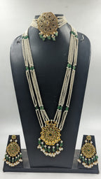 Shahnai Braidal set in Real Emerald