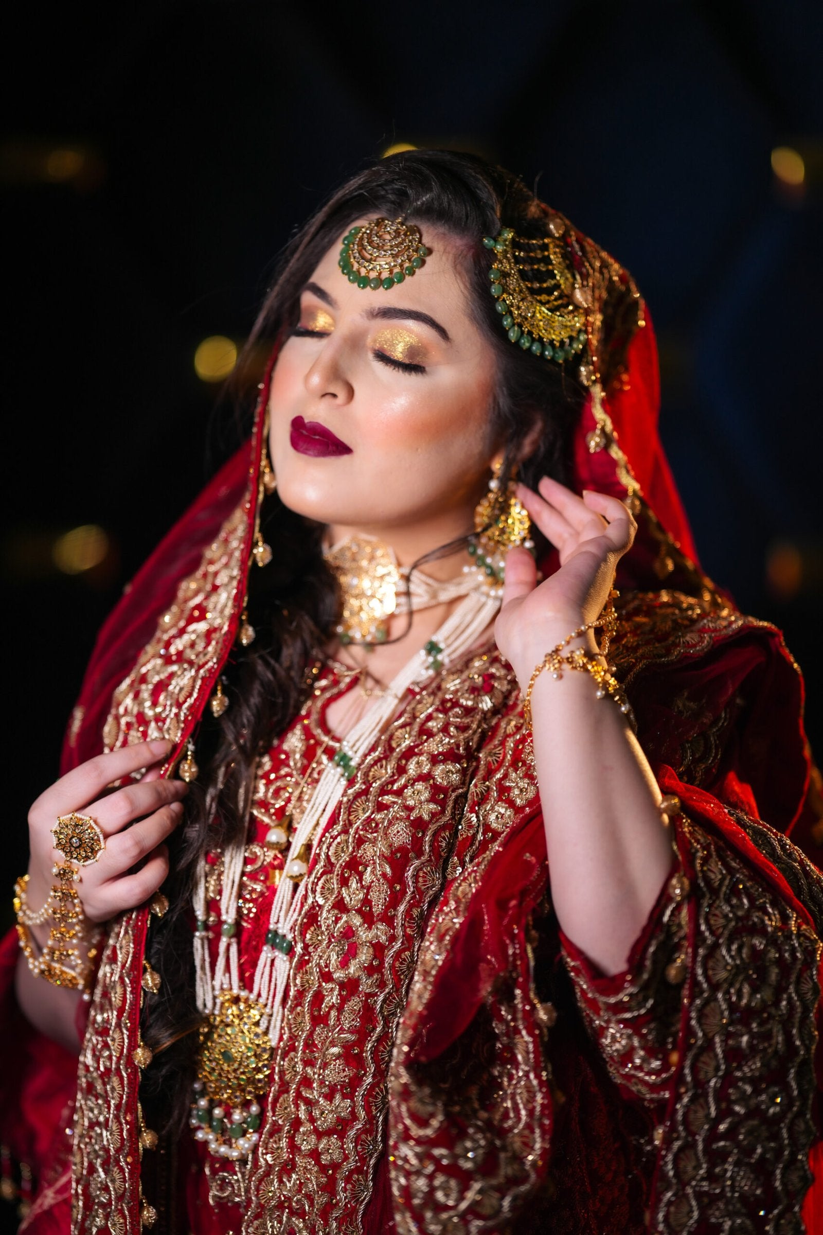 Shahnai Braidal set in Real Emerald