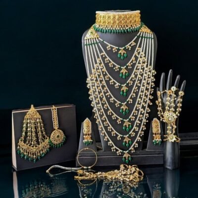 Bilquis Bridal Set in Emerald - 22 Carat Gold Plated Choker