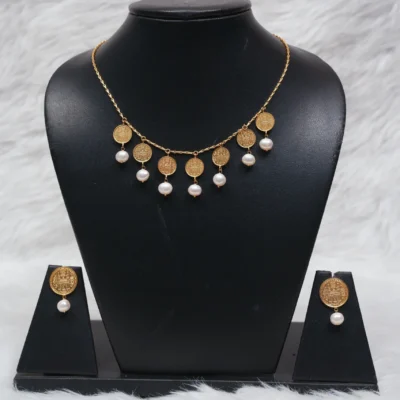 preciouys pearl necklace,gold pearl necklace