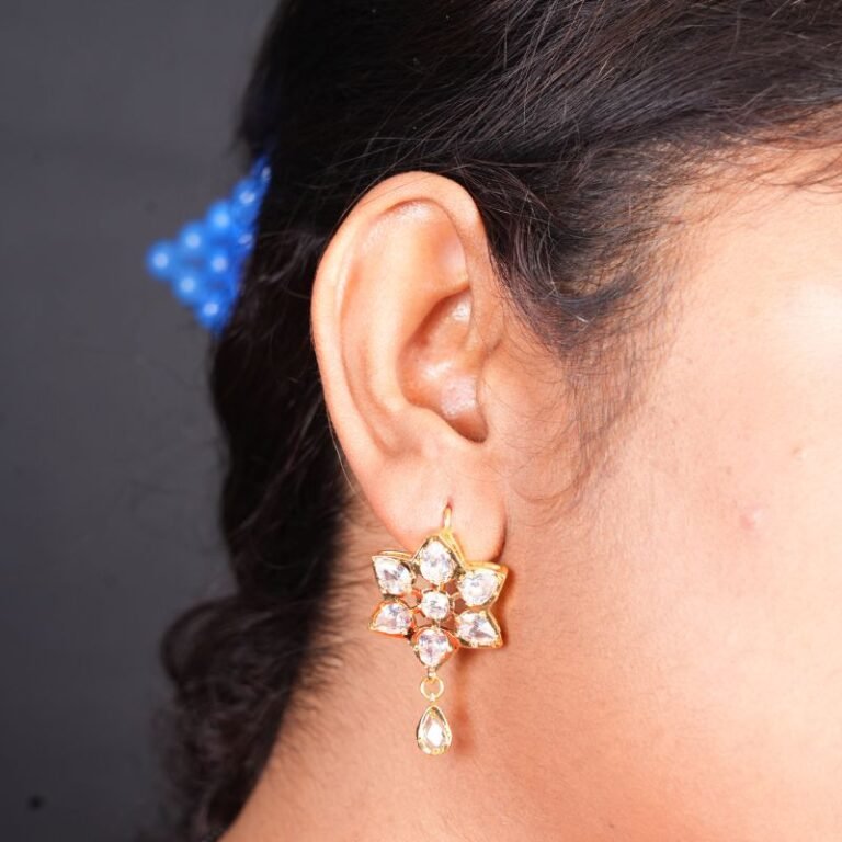 Blog Dreams and Gems - Enchanting World of Green Bridal Jewellery